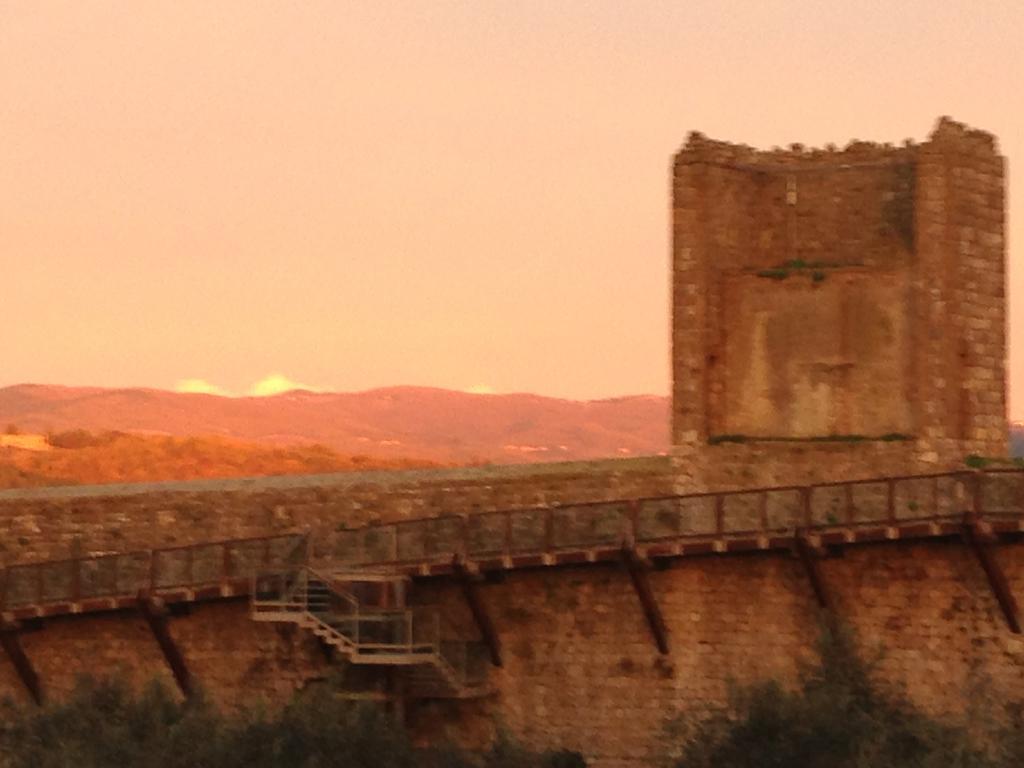 B&B In Piazza Monteriggioni Dış mekan fotoğraf