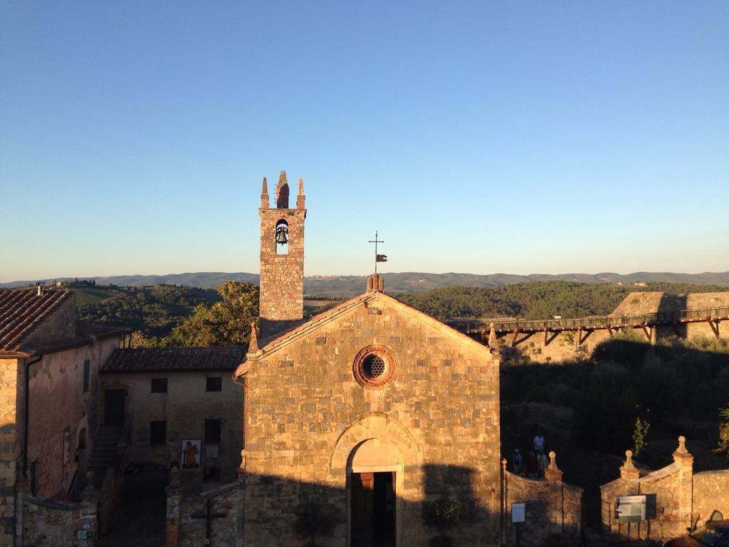 B&B In Piazza Monteriggioni Dış mekan fotoğraf