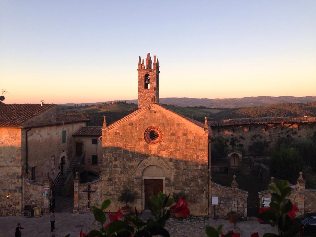 B&B In Piazza Monteriggioni Dış mekan fotoğraf