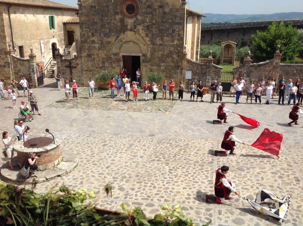 B&B In Piazza Monteriggioni Dış mekan fotoğraf