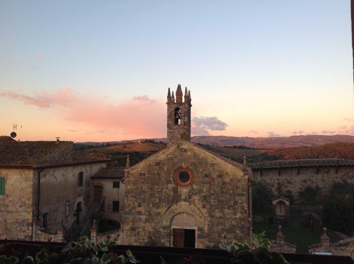 B&B In Piazza Monteriggioni Dış mekan fotoğraf