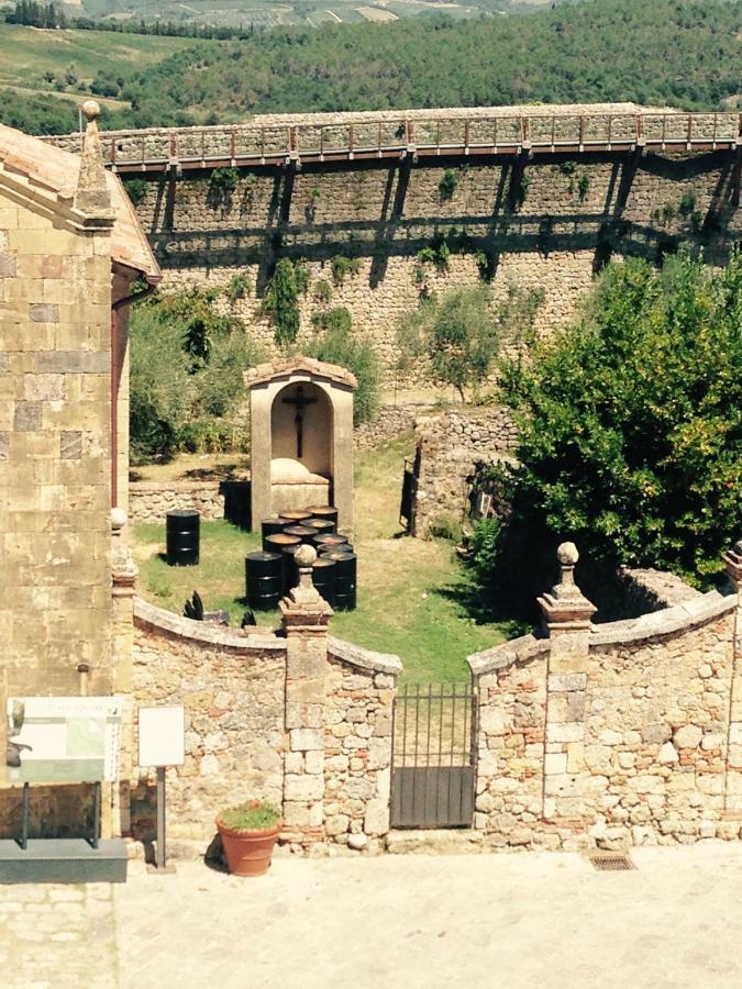 B&B In Piazza Monteriggioni Dış mekan fotoğraf